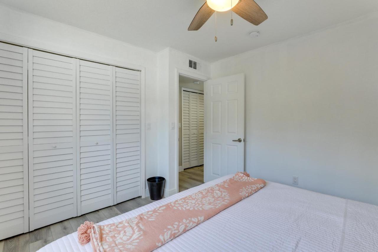Coastal Minutes To Beach! Appartement Sarasota